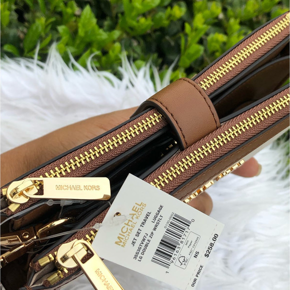 New Michael Kors Wallet Large Double Zip Luggage Estampa With Gift Box - Picture 3 of 4